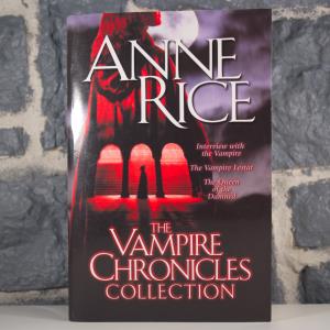 The Vampire Chronicles Collection- Interview with the Vampire, The Vampire Lestat, The Queen of the Damned (01)